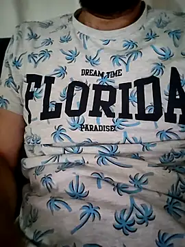 Snapshot of fearleass chatting on September 24, 2025, 6:47 pm fearleass online show from September 24, 2025, 6:47 pm