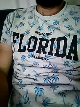 Snapshot of fearleass chatting on September 25, 2025, 7:31 pm fearleass online show from September 25, 2025, 7:31 pm