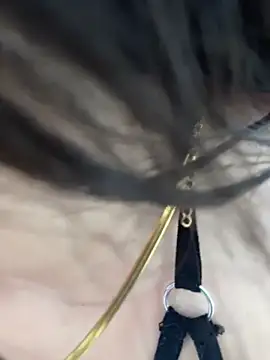 Snapshot of CatadeLuca chatting on December 5, 2025, 2:37 pm CatadeLuca online show from December 5, 2025, 2:37 pm