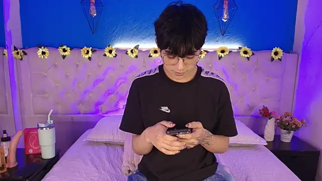 AleAurarashi online show from April 8, 2026, 8:38 am