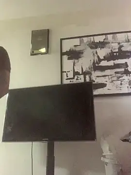 Hothotboyg online show from September 11, 2025, 3:01 pm