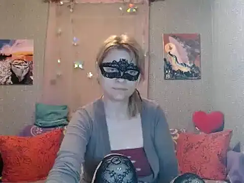 Snapshot of Miss_Nona chatting on April 28, 2026, 8:30 am Miss Nona online show from April 28, 2026, 8:30 am