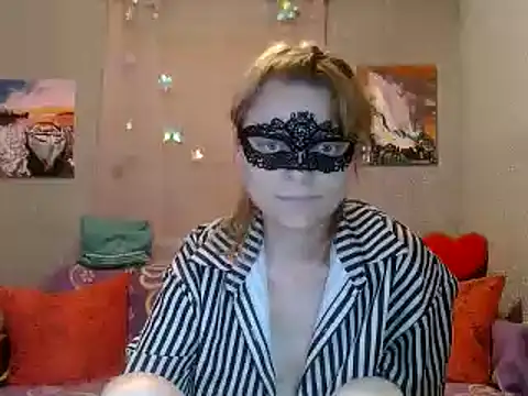Snapshot of Miss_Nona chatting on April 23, 2026, 12:29 pm Miss Nona online show from April 23, 2026, 12:29 pm