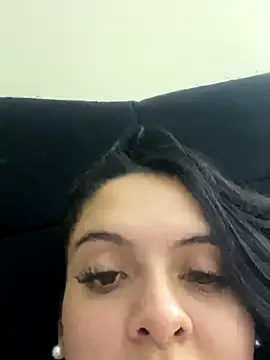 Snapshot of marianm29 chatting on November 25, 2025, 3:18 am marianm29 online show from November 25, 2025, 3:18 am