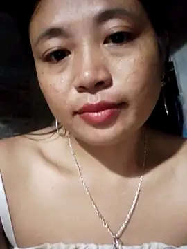 Snapshot of Angela-babyxx chatting on October 28, 2025, 1:54 pm Angela-babyxx online show from October 28, 2025, 1:54 pm