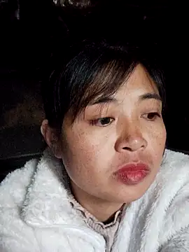 Snapshot of Angela-babyxx chatting on December 14, 2025, 1:23 am Angela-babyxx online show from December 14, 2025, 1:23 am