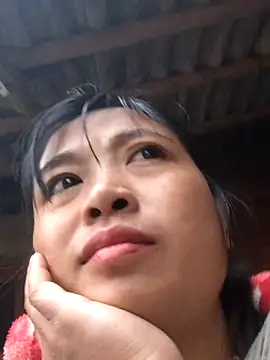 Snapshot of Angela-babyxx chatting on December 16, 2025, 1:43 am Angela-babyxx online show from December 16, 2025, 1:43 am