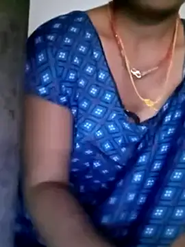 Snapshot of Sapna-Yadav chatting on October 3, 2025, 3:09 am Sapna-Yadav online show from October 3, 2025, 3:09 am