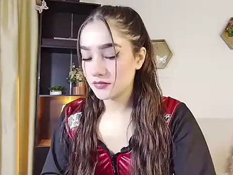 StefannyCipriani online show from October 24, 2025, 11:37 pm