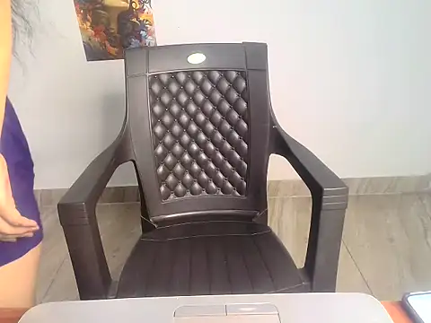 Snapshot of Naina_gf chatting on October 29, 2025, 5:12 pm Naina gf online show from October 29, 2025, 5:12 pm