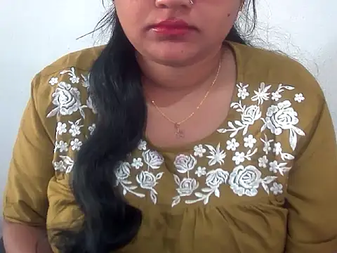 Snapshot of Saniya_K chatting on November 16, 2025, 1:32 am Saniya K online show from November 16, 2025, 1:32 am