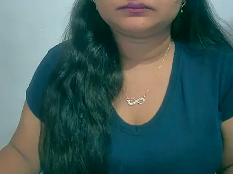 Snapshot of Saniya_K chatting on November 7, 2025, 4:33 pm Saniya K online show from November 7, 2025, 4:33 pm