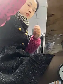 Snapshot of DHJM168 chatting on December 15, 2025, 1:00 am DHJM168 online show from December 15, 2025, 1:00 am