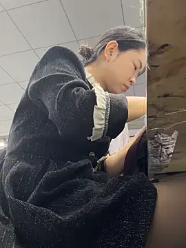 Snapshot of DHJM168 chatting on November 27, 2025, 1:17 am DHJM168 online show from November 27, 2025, 1:17 am