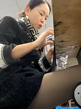 Snapshot of DHJM168 chatting on December 5, 2025, 12:54 am DHJM168 online show from December 5, 2025, 12:54 am