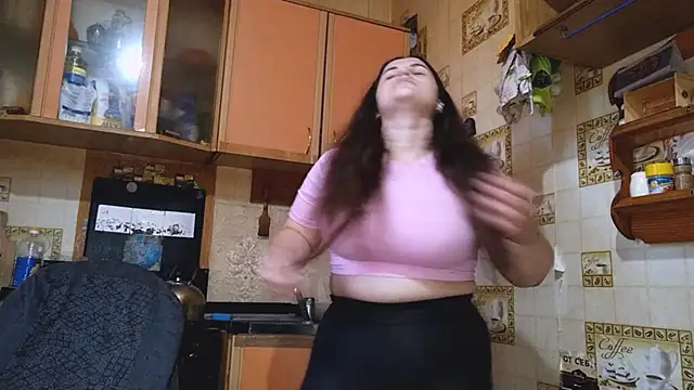 Snapshot of DierdreCousineau chatting on September 28, 2025, 6:53 am DierdreCousineau online show from September 28, 2025, 6:53 am