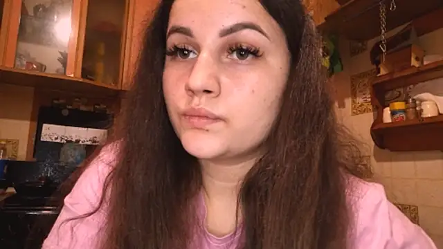 Snapshot of DierdreCousineau chatting on November 22, 2025, 10:47 am DierdreCousineau online show from November 22, 2025, 10:47 am