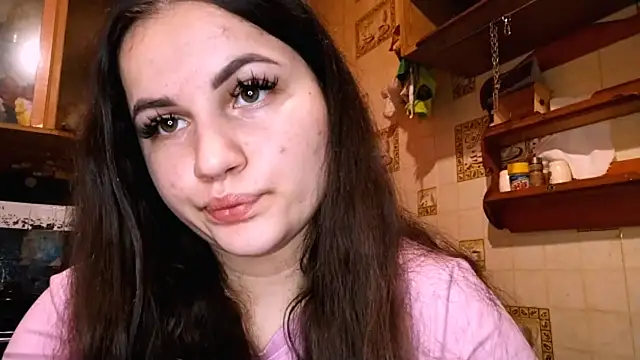 Snapshot of DierdreCousineau chatting on December 14, 2025, 7:14 am DierdreCousineau online show from December 14, 2025, 7:14 am