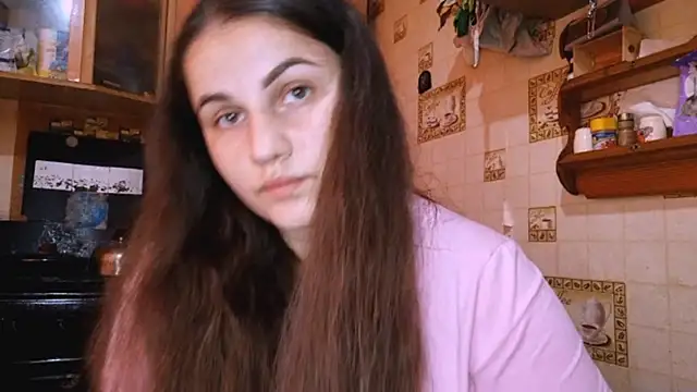 Snapshot of DierdreCousineau chatting on September 19, 2025, 10:19 am DierdreCousineau online show from September 19, 2025, 10:19 am