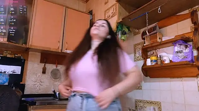 Snapshot of DierdreCousineau chatting on October 7, 2025, 11:00 am DierdreCousineau online show from October 7, 2025, 11:00 am