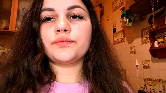 Snapshot of DierdreCousineau chatting on December 3, 2025, 10:14 am DierdreCousineau online show from December 3, 2025, 10:14 am