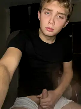 Luka Belton online show from December 3, 2025, 2:12 am