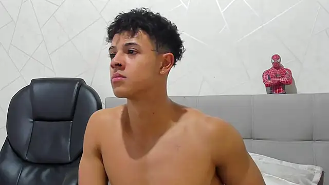 Snapshot of Alex_Colton7 chatting on September 25, 2025, 3:34 am Alex Colton7 online show from September 25, 2025, 3:34 am