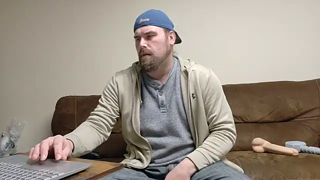 Snapshot of FreakThorOnlyyFans chatting on November 14, 2025, 5:38 pm FreakThorOnlyyFans online show from November 14, 2025, 5:38 pm