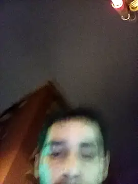 Snapshot of Juandavidbolivar chatting on November 15, 2025, 2:37 am Juandavidbolivar online show from November 15, 2025, 2:37 am