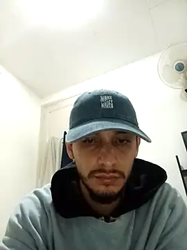 Snapshot of Juandavidbolivar chatting on November 16, 2025, 6:12 pm Juandavidbolivar online show from November 16, 2025, 6:12 pm