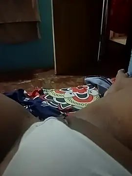 Snapshot of rouse-duque chatting on October 20, 2025, 2:02 am rouse-duque online show from October 20, 2025, 2:02 am