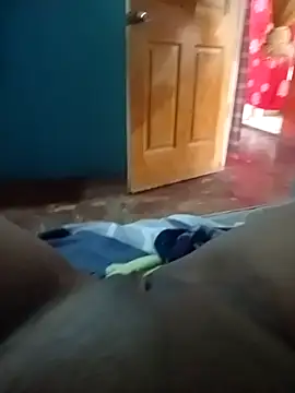 Snapshot of rouse-duque chatting on October 18, 2025, 12:40 pm rouse-duque online show from October 18, 2025, 12:40 pm