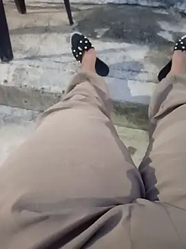 Snapshot of rouse-duque chatting on October 31, 2025, 10:16 pm rouse-duque online show from October 31, 2025, 10:16 pm