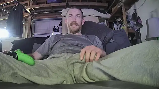 Tiggitytomociti online show from February 25, 2026, 8:19 pm
