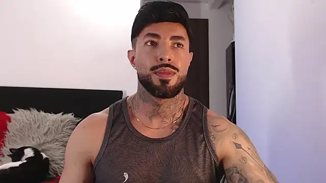 Snapshot of andrea_de_lucaa chatting on June 21, 2026, 12:27 am andrea de lucaa online show from June 21, 2026, 12:27 am