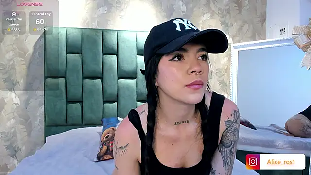 Snapshot of alice_rose5 chatting on November 28, 2025, 3:39 am alice rose5 online show from November 28, 2025, 3:39 am