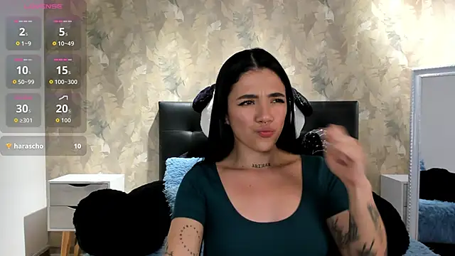 Snapshot of alice_rose5 chatting on October 19, 2025, 11:18 pm alice rose5 online show from October 19, 2025, 11:18 pm