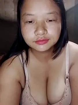 Snapshot of girl-babi chatting on October 7, 2025, 12:00 am girl-babi online show from October 7, 2025, 12:00 am