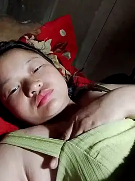 Snapshot of girl-babi chatting on September 9, 2025, 3:32 pm girl-babi online show from September 9, 2025, 3:32 pm