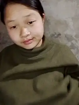 Snapshot of girl-babi chatting on January 15, 2026, 8:29 am girl-babi online show from January 15, 2026, 8:29 am