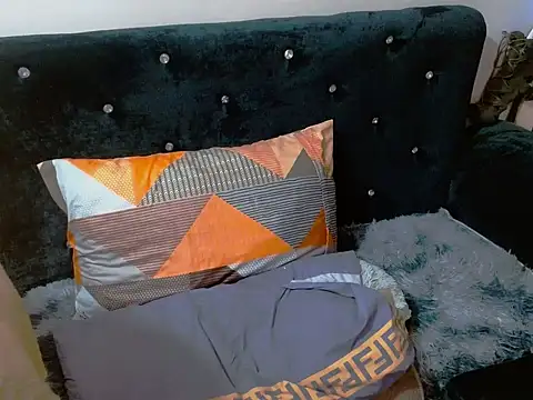 Snapshot of Tsyummydickx chatting on January 7, 2026, 11:21 pm Tsyummydickx online show from January 7, 2026, 11:21 pm