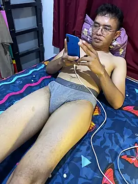 Snapshot of rand1101 chatting on January 13, 2026, 4:55 pm rand1101 online show from January 13, 2026, 4:55 pm