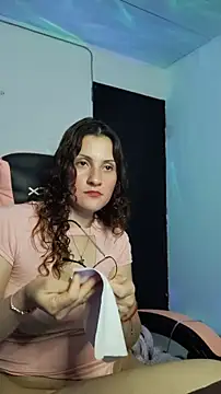 lindasyt online show from May 22, 2026, 8:07 pm