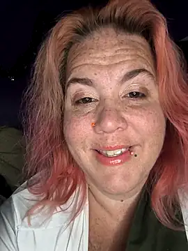 Snapshot of Courdles chatting on October 26, 2025, 7:20 am Courdles online show from October 26, 2025, 7:20 am