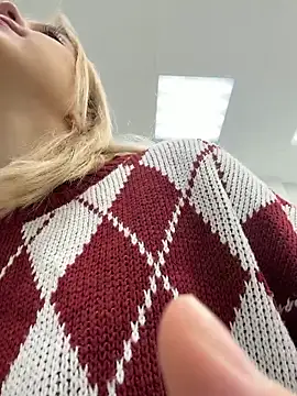 Snapshot of CaitlinSugar chatting on November 3, 2025, 4:28 am CaitlinSugar online show from November 3, 2025, 4:28 am