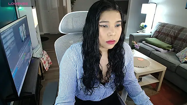 Snapshot of SHEILYN_ chatting on February 24, 2026, 3:29 am SHEILYN online show from February 24, 2026, 3:29 am