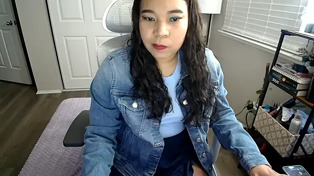 Snapshot of SHEILYN_ chatting on January 7, 2026, 4:28 am SHEILYN online show from January 7, 2026, 4:28 am