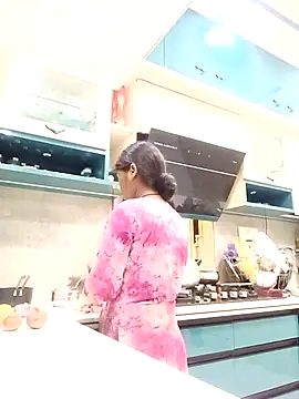 Sneha16 online show from September 9, 2025, 3:05 am