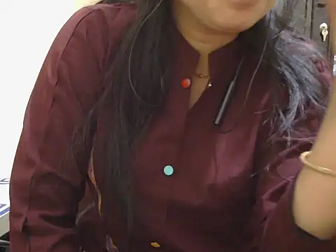 Snapshot of fairy_queen07 chatting on January 10, 2026, 10:27 pm fairy queen07 online show from January 10, 2026, 10:27 pm