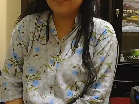 Snapshot of fairy_queen07 chatting on December 19, 2025, 10:50 am fairy queen07 online show from December 19, 2025, 10:50 am